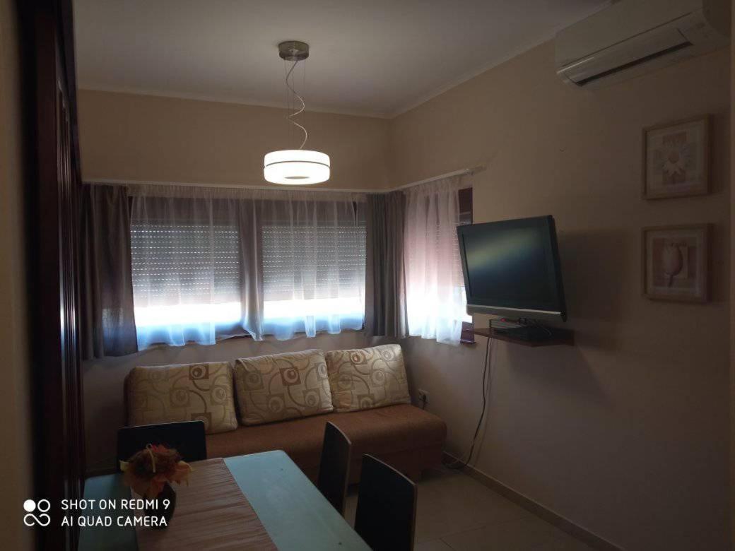 Besenyei Apartman Apartment Sarvar Exterior photo